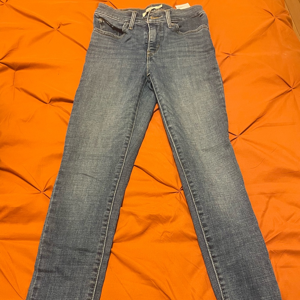 Levi's Women's Skinny Jeans - Dark Blue